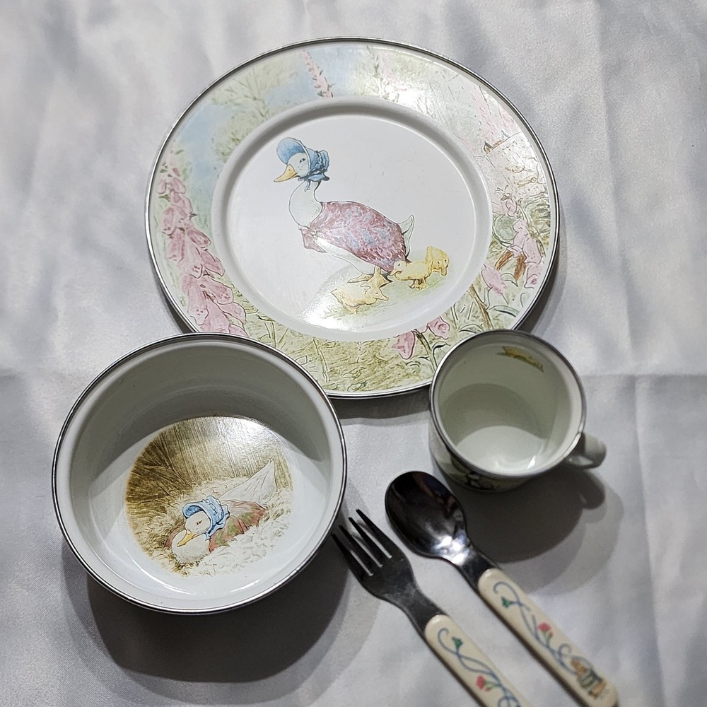 VTG Golden Rabbit Beatrix Potter Jemima Puddle-Duck Enamelware 5pc Dinnerware